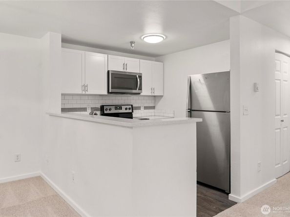 975 Aberdeen Avenue NE C306, Renton WA 98056