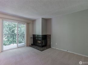 230 SW Clark St C203, Issaquah WA 98207