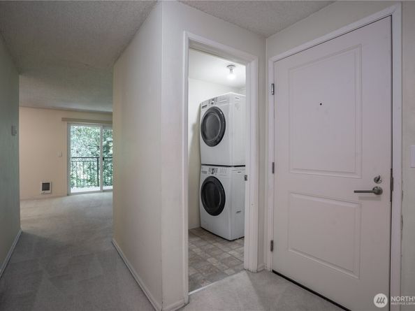 230 SW Clark St C203, Issaquah WA 98207
