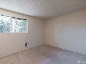 230 SW Clark St C203, Issaquah WA 98207