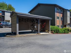 230 SW Clark St C203, Issaquah WA 98207