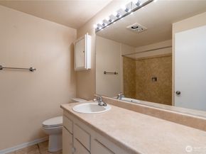 230 SW Clark St C203, Issaquah WA 98207