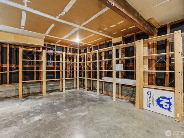 16434 SE 9th Street, Bellevue WA 98008
