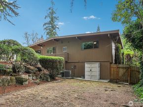 16434 SE 9th Street, Bellevue WA 98008