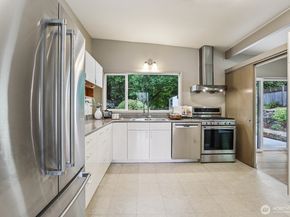 16434 SE 9th Street, Bellevue WA 98008