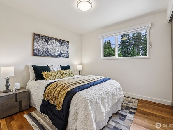 16434 SE 9th Street, Bellevue WA 98008
