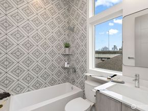 2921 Franklin Avenue E B, Seattle WA 98102