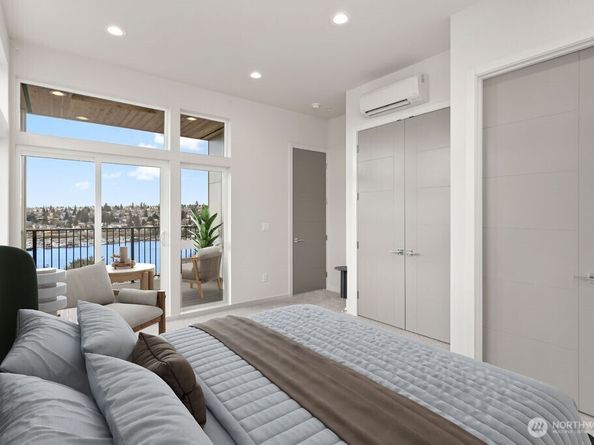 2921 Franklin Avenue E B, Seattle WA 98102