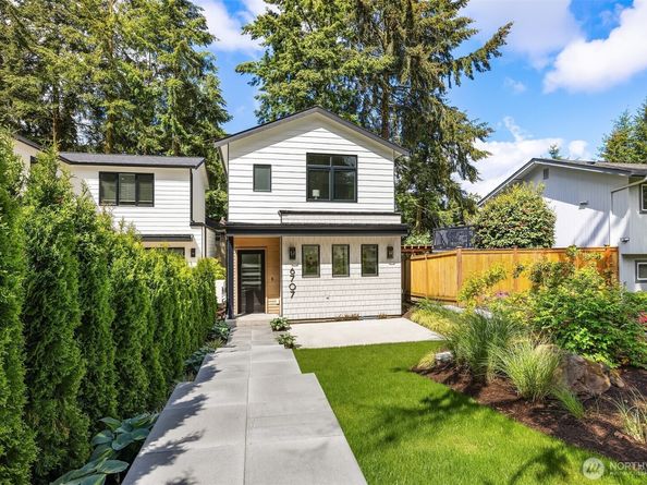 6707 117th Avenue NE, Kirkland WA 98033