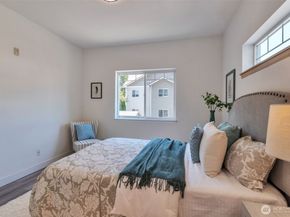 5809 Highway Place B203, Everett WA 98203