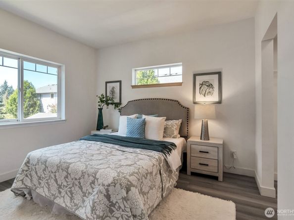 5809 Highway Place B203, Everett WA 98203