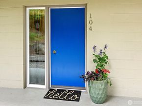 965 Winslow Way E 104, Bainbridge Island WA 98110