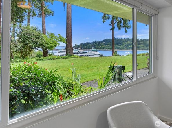 965 Winslow Way E 104, Bainbridge Island WA 98110