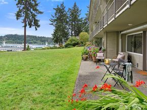 965 Winslow Way E 104, Bainbridge Island WA 98110