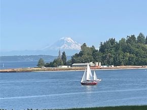 965 Winslow Way E 104, Bainbridge Island WA 98110