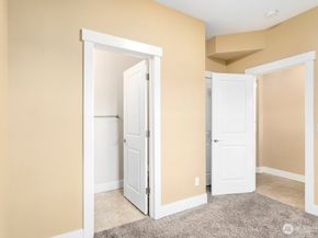 14404 34th Lane S, Tukwila WA 98168