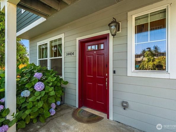 14404 34th Lane S, Tukwila WA 98168