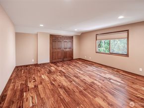 18109 236th Avenue NE, Woodinville WA 98077