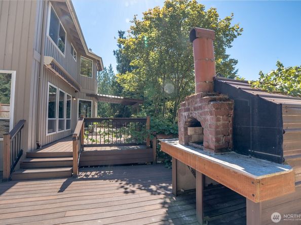 18109 236th Avenue NE, Woodinville WA 98077