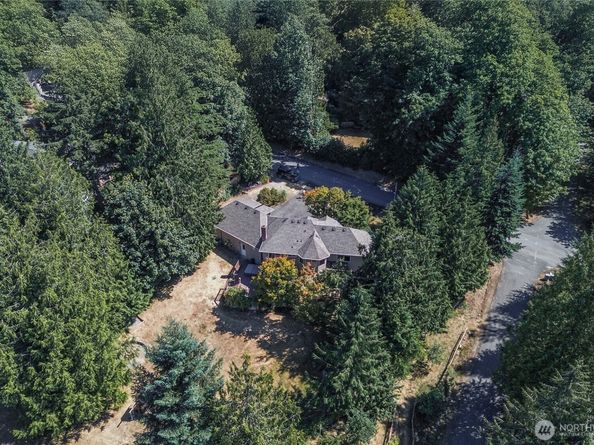 18109 236th Avenue NE, Woodinville WA 98077
