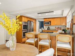 18232 SE 43rd Court, Issaquah WA 98027