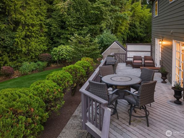 18232 SE 43rd Court, Issaquah WA 98027