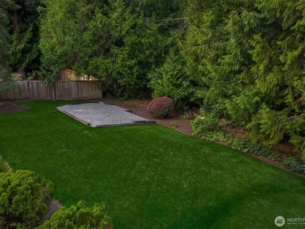 18232 SE 43rd Court, Issaquah WA 98027