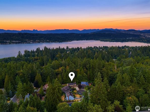 18232 SE 43rd Court, Issaquah WA 98027