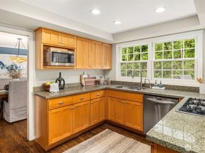 18232 SE 43rd Court, Issaquah WA 98027