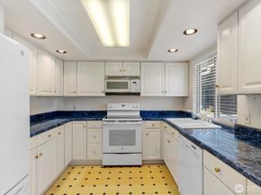 7332 192nd Place SW, Lynnwood WA 98036
