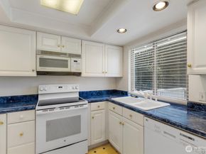 7332 192nd Place SW, Lynnwood WA 98036