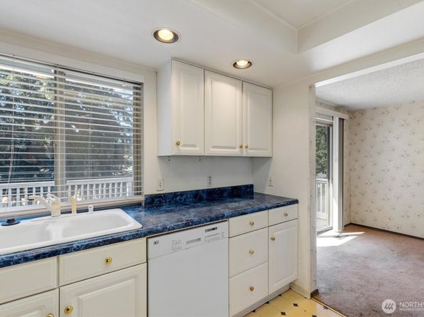 7332 192nd Place SW, Lynnwood WA 98036