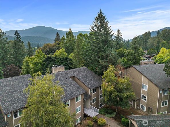 200 Mountain Park Blvd SW SW A103, Issaquah WA 98027
