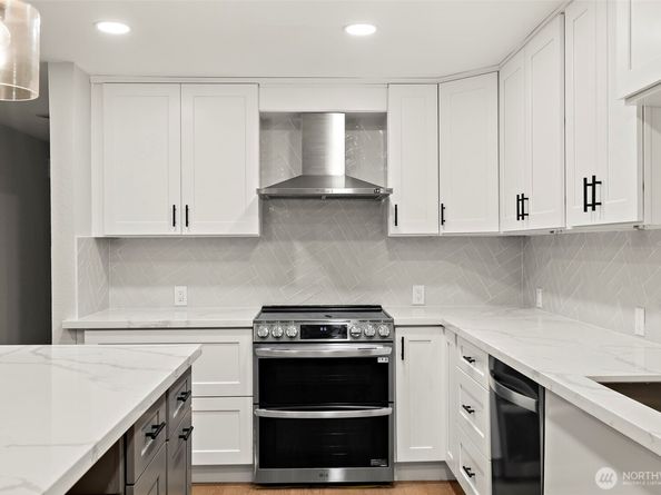 200 Mountain Park Blvd SW SW A103, Issaquah WA 98027