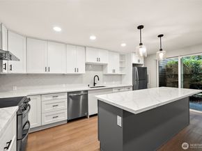 200 Mountain Park Blvd SW SW A103, Issaquah WA 98027