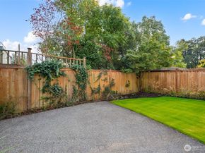 10134 Holman Road NW B, Seattle WA 98177