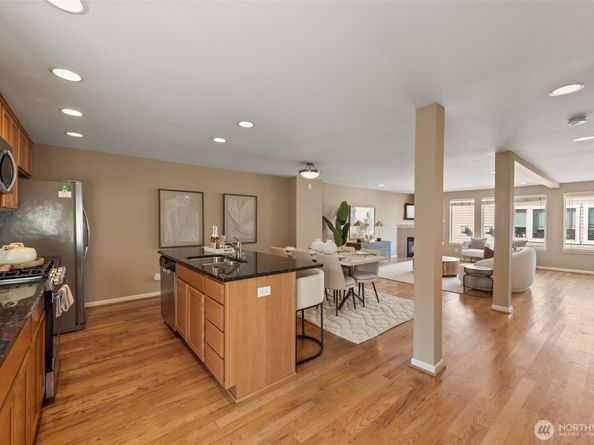 10134 Holman Road NW B, Seattle WA 98177