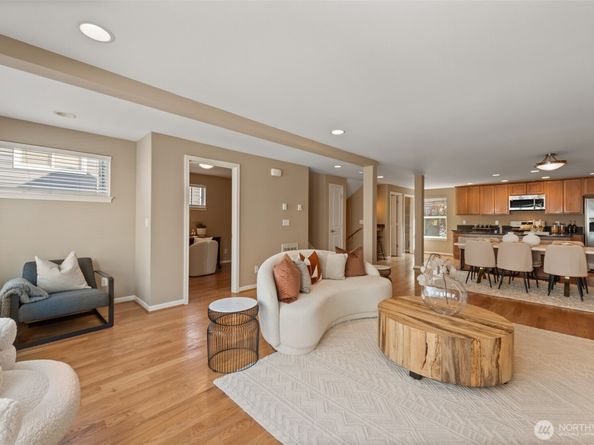 10134 Holman Road NW B, Seattle WA 98177