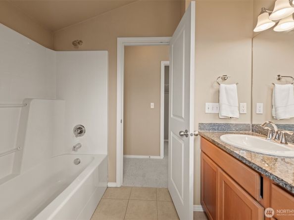 10134 Holman Road NW B, Seattle WA 98177