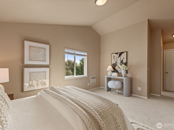 10134 Holman Road NW B, Seattle WA 98177
