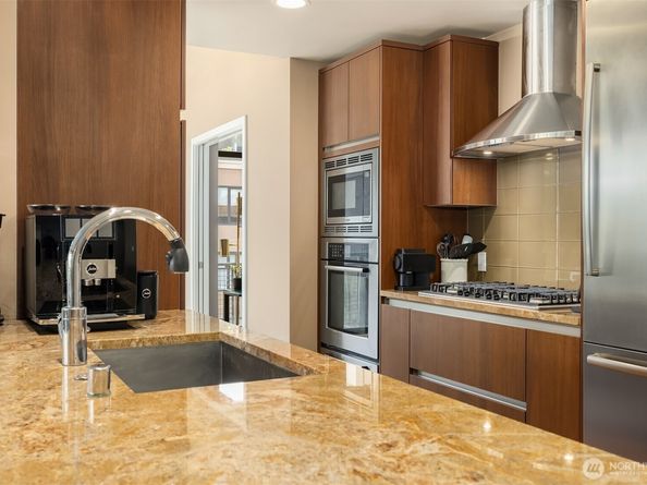 10000 Main Street 306, Bellevue WA 98004