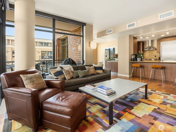10000 Main Street 306, Bellevue WA 98004