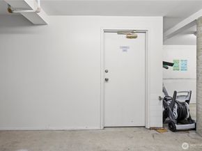 2167 Dexter Avenue N 401, Seattle WA 98109