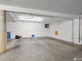 2167 Dexter Avenue N 401, Seattle WA 98109