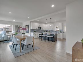 8739 S 113th Street, Seattle WA 98178