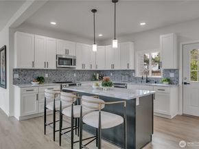 8739 S 113th Street, Seattle WA 98178