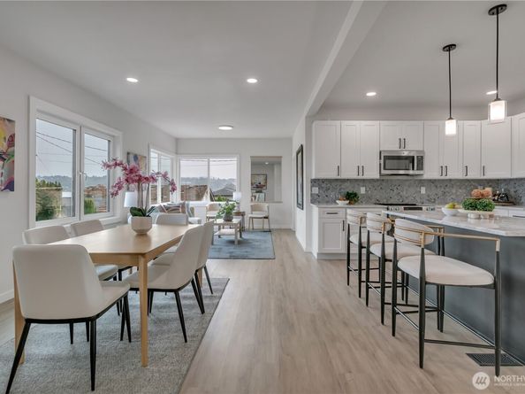 8739 S 113th Street, Seattle WA 98178