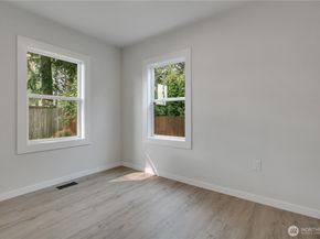 8739 S 113th Street, Seattle WA 98178