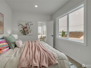 8739 S 113th Street, Seattle WA 98178