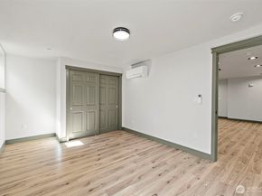 1008 E Guiberson Street, Kent WA 98030